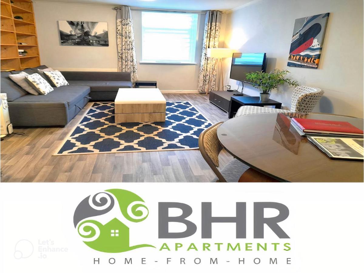 Excellent Location - City Centre - Parking - 4 Beds -2 Bedrooms Belfast Exterior foto