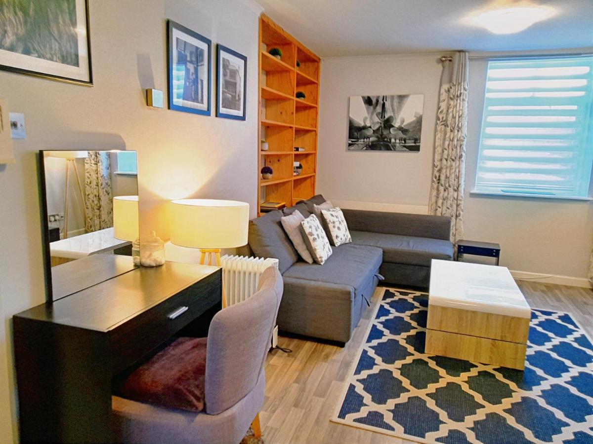Excellent Location - City Centre - Parking - 4 Beds -2 Bedrooms Belfast Exterior foto