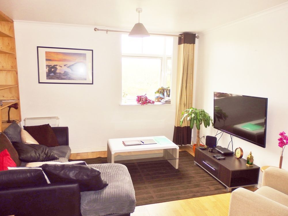 Excellent Location - City Centre - Parking - 4 Beds -2 Bedrooms Belfast Exterior foto
